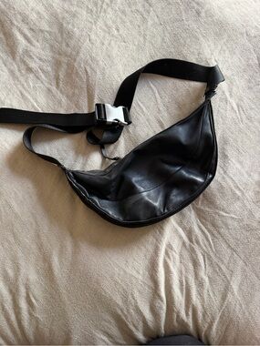 Zara Black Crescent Belt Bag